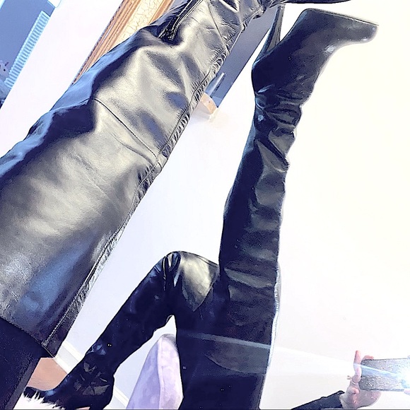 🔥Colin Stuart, Black Leather 5” Platform Pump Boots🔥 - Picture 4 of 15